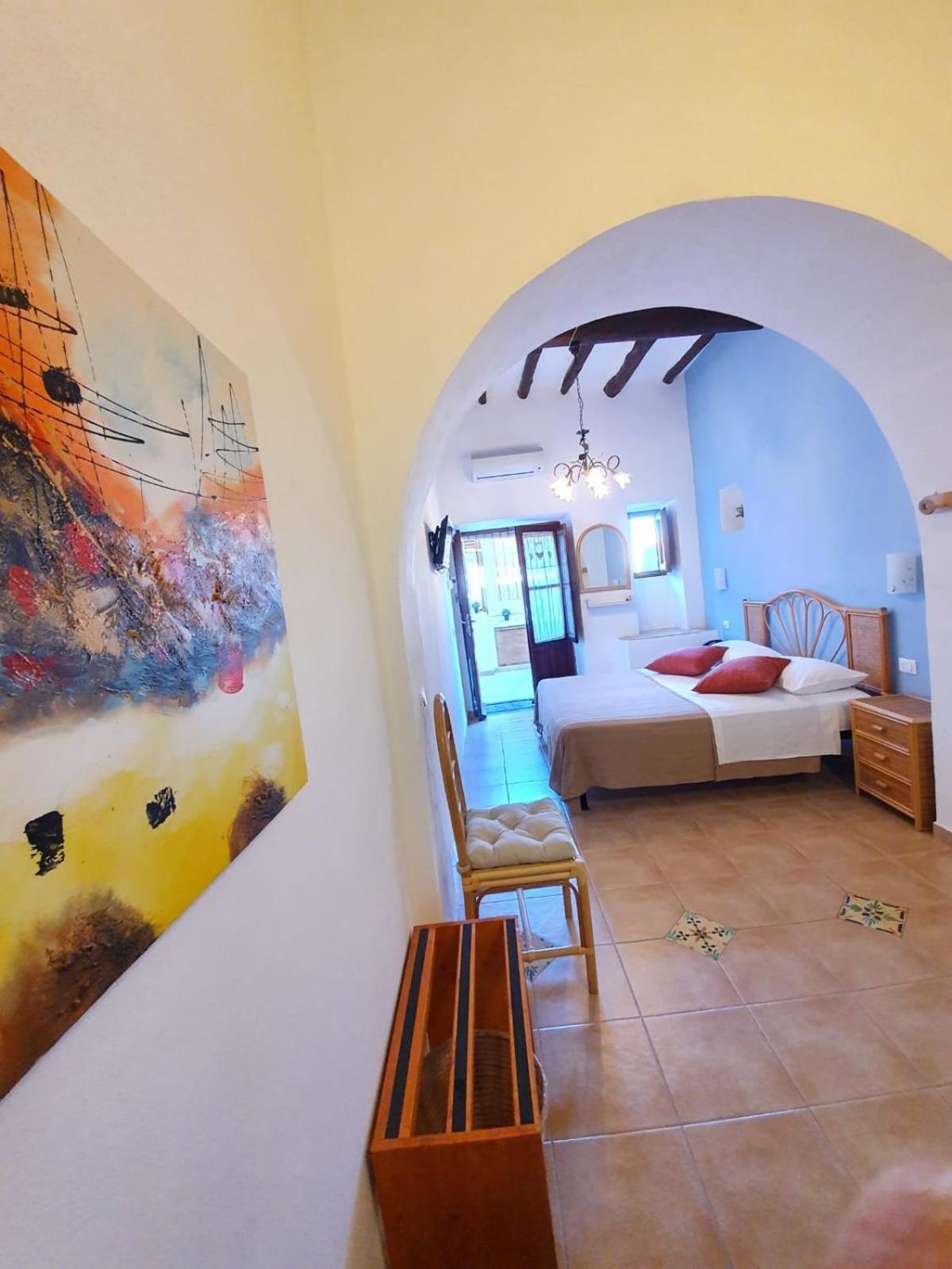 سانتا مارينا سالينا B&B La Goletta Di Salina الغرفة الصورة