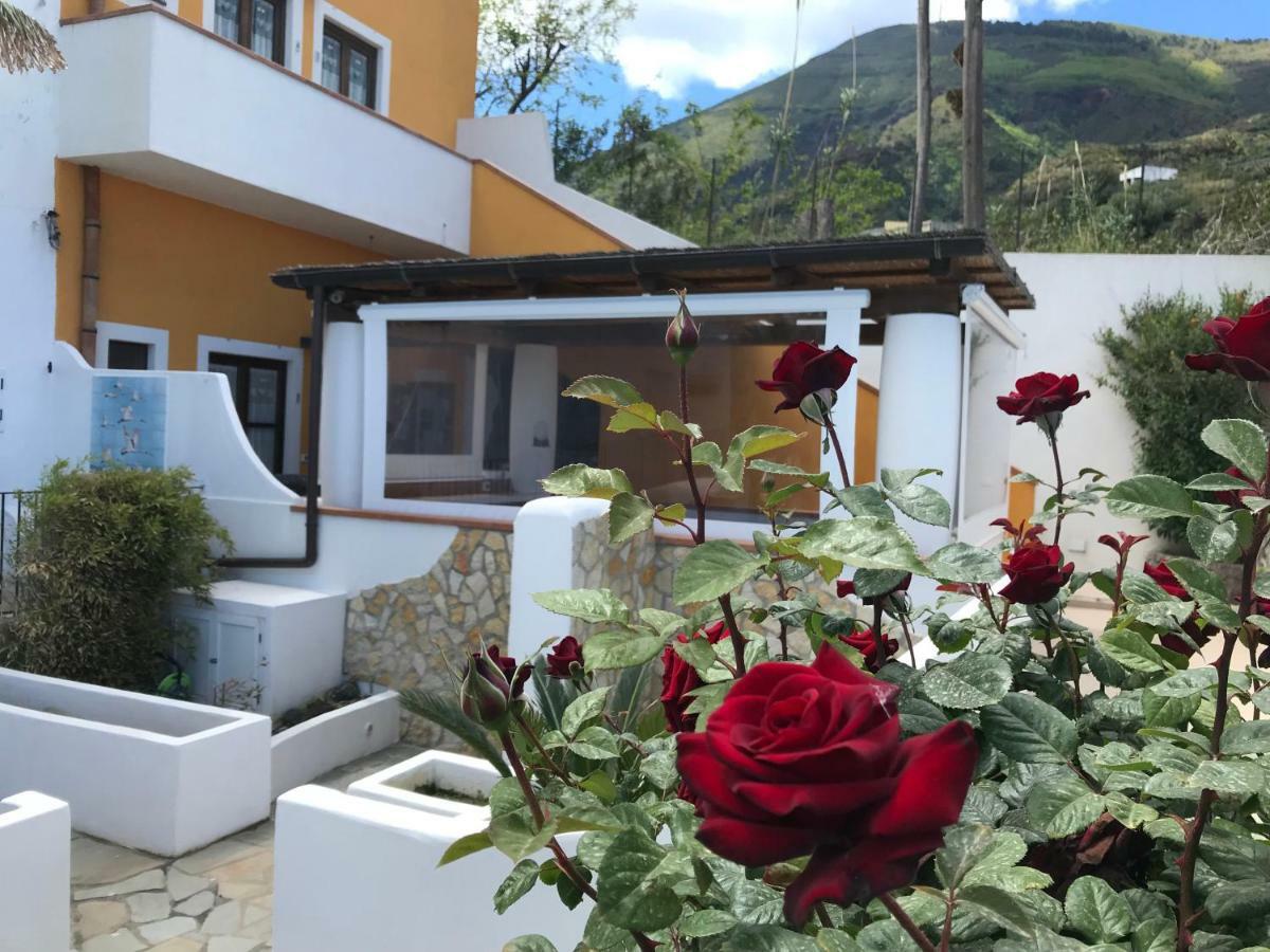 سانتا مارينا سالينا B&B La Goletta Di Salina المظهر الخارجي الصورة